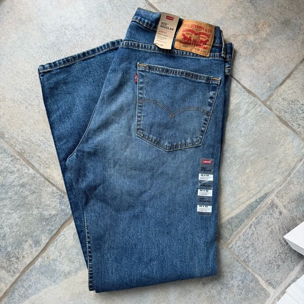 Levi's 505‎ Regular Stretch 36x32 Medium Wash Blue Straight Jeans Classic NWT